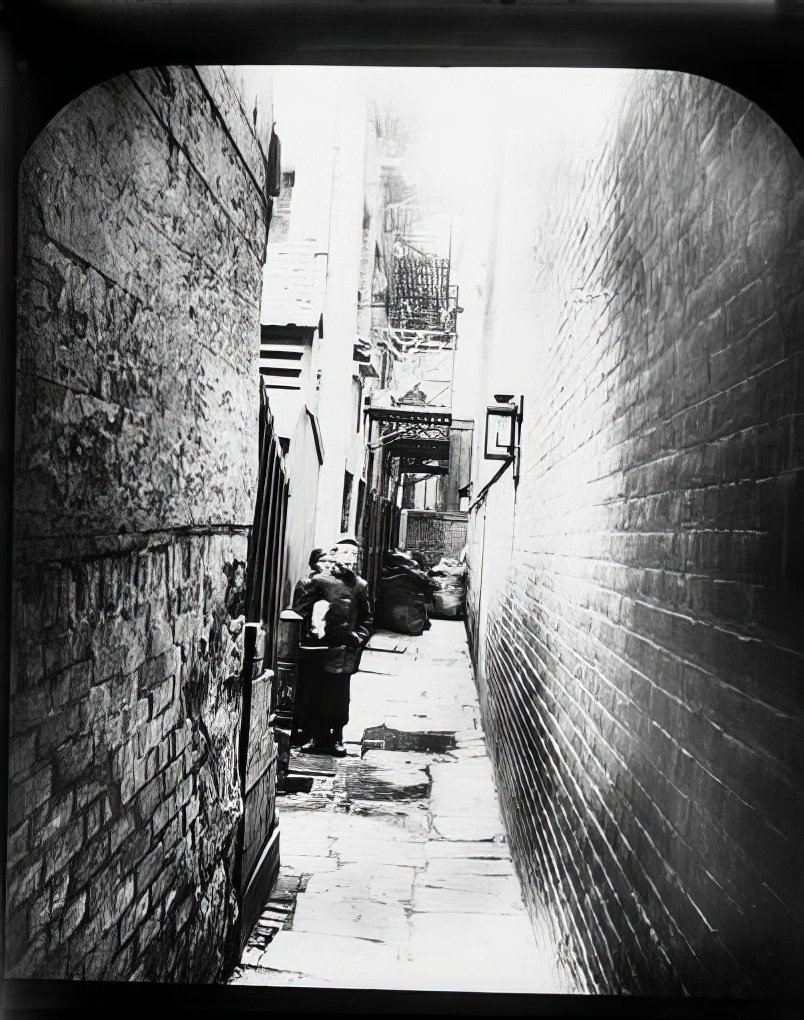 Nibsy's Alley, 1890s.