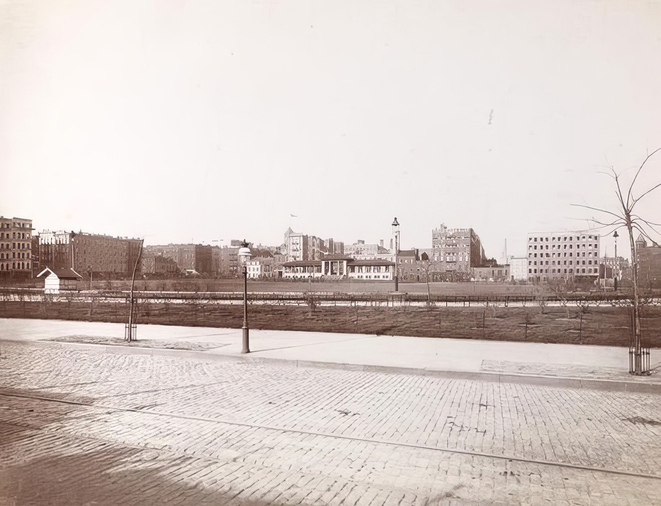 Corlears Hook Park, 1900.