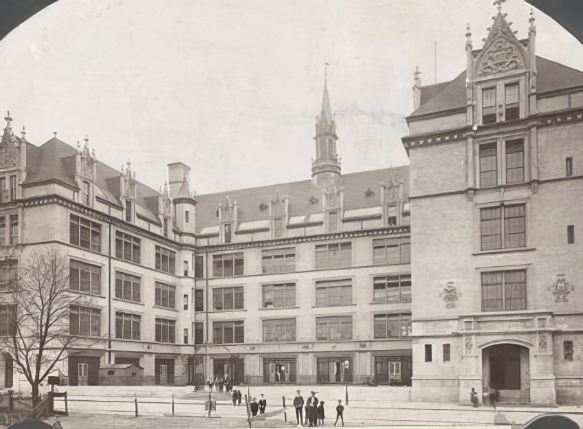 The facade of Public School 163, 1900.