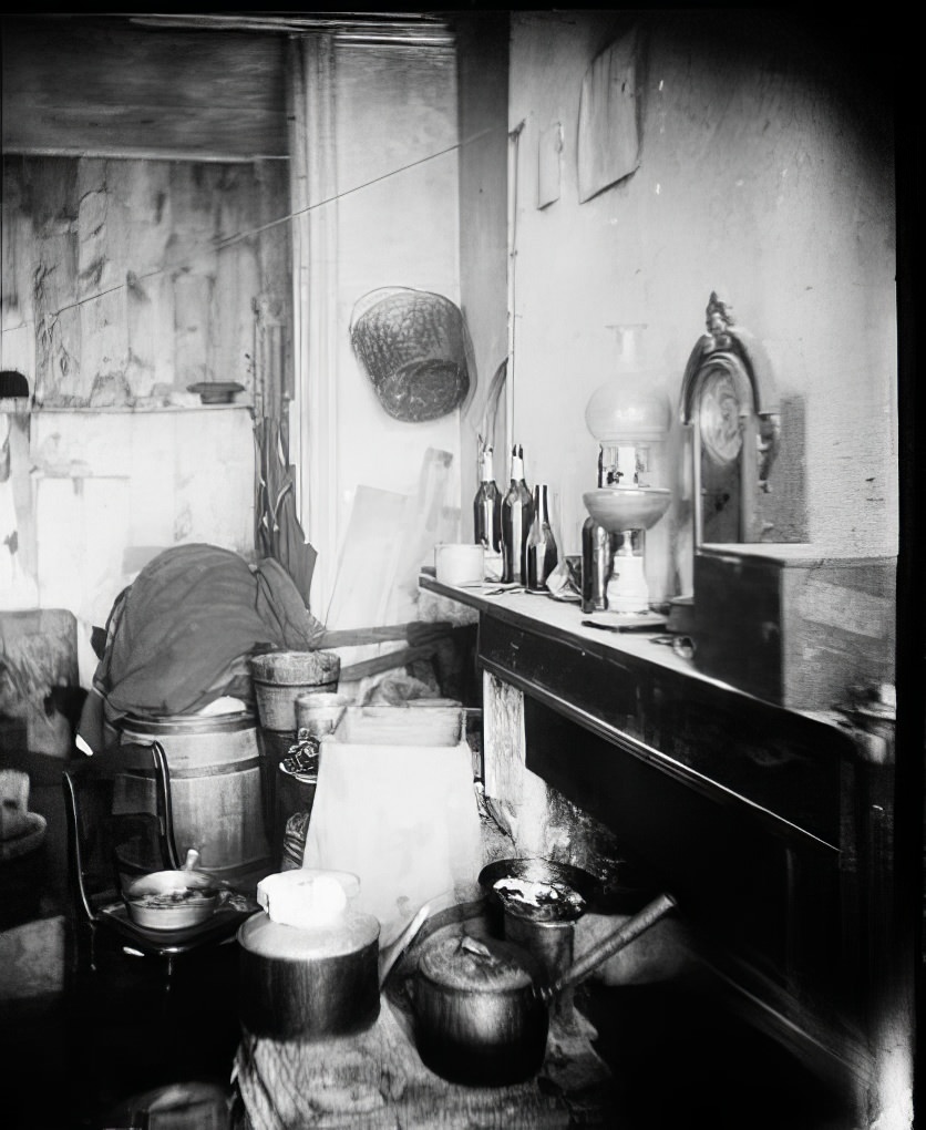 An Italian flat, 1890s.