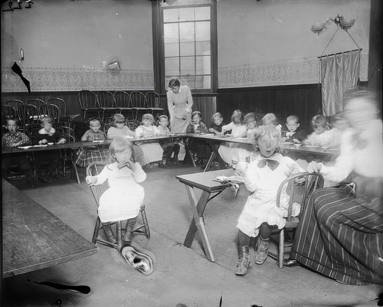 Children in a New York Kindergarten Association school, 1890s.