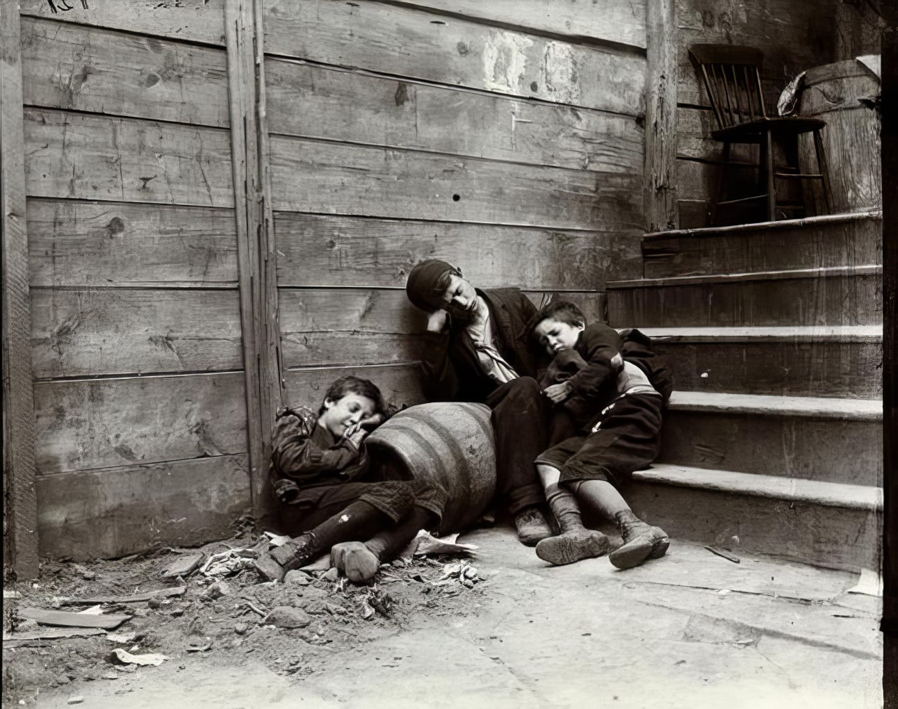 Street Arabs at night, 1890s.