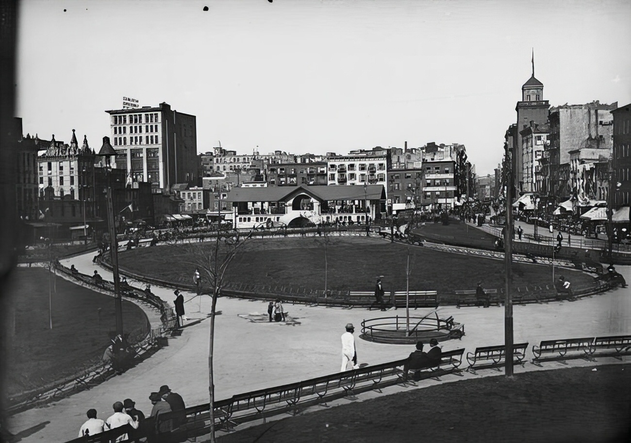 Mulberry Bend Park, 1900.