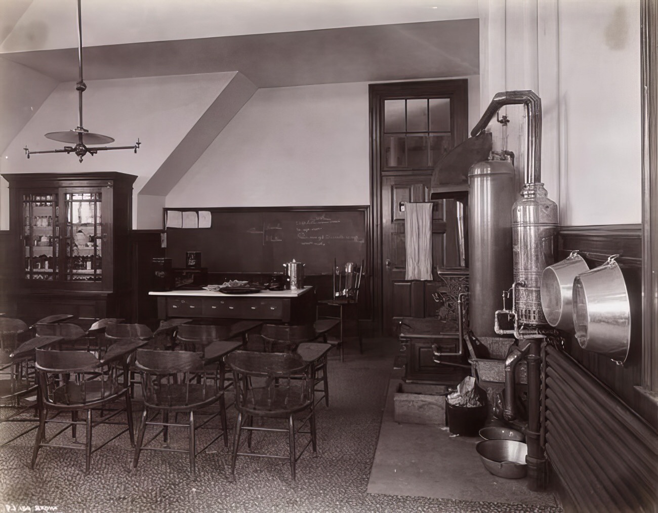 Public School 154 in the Bronx: Cooking Room, 1903.