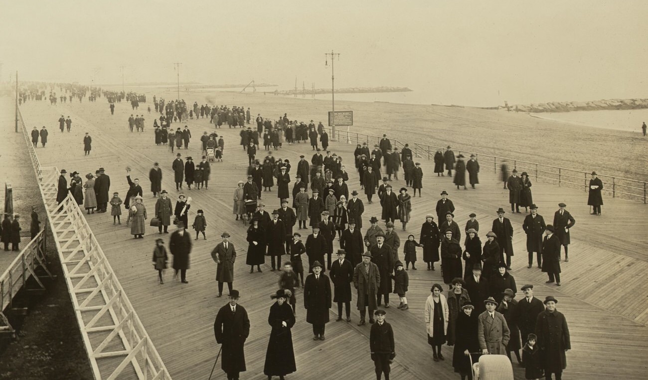 Boardwalk Coney Island 1920s