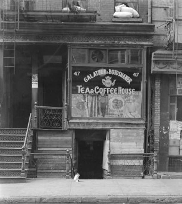 Galatzer & Botoshaner Tea & Coffee House, 1930s.