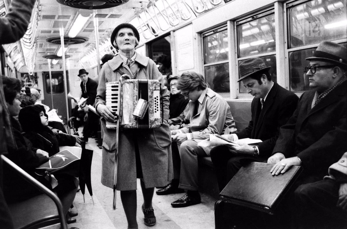 New York's Subway Commuters from the 1960s through the Lens of Ralph Crane