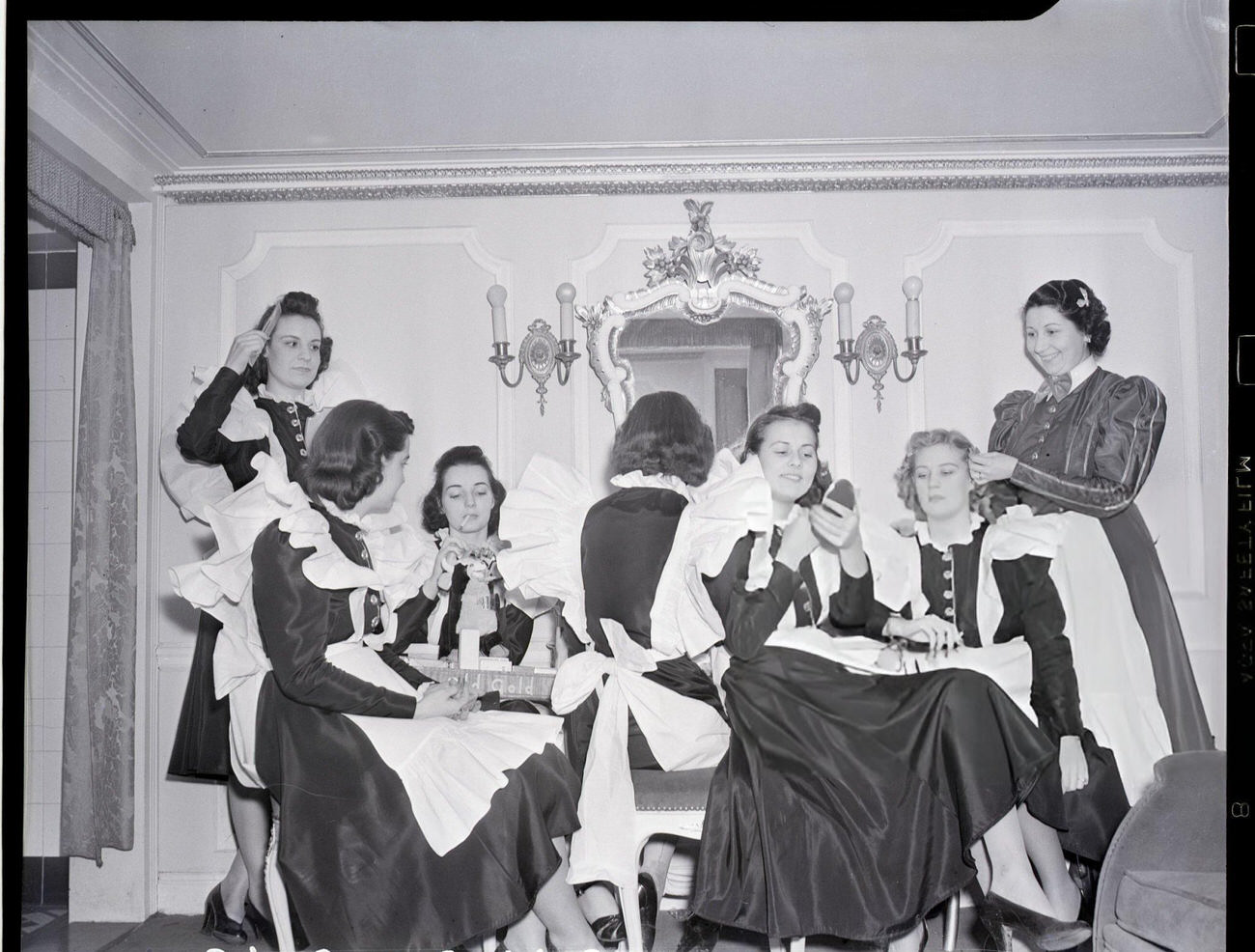 Cigarette girls at Billy Rose's Diamond Horseshoe, New York City, 1939.