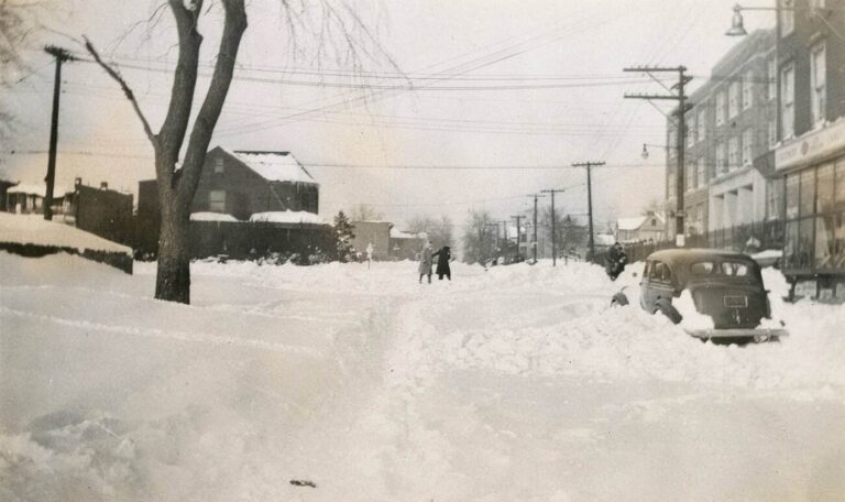 The Great Blizzard of 1947: Photos of a Snowbound New York City