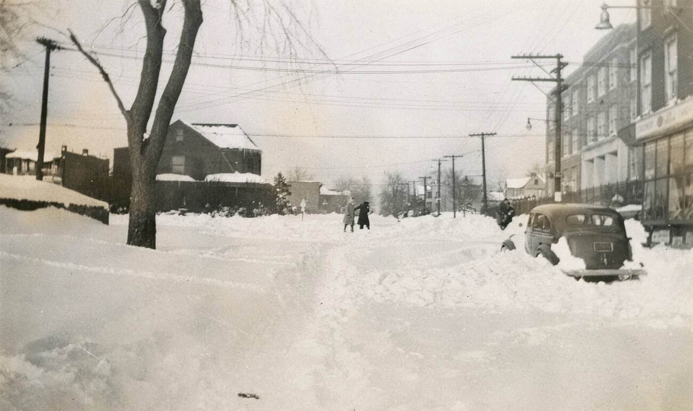 Barnes Avenue in the Bronx, New York, looking north after the Great Blizzard of 1947. Intermediate School 113 building is on the right, 1947.