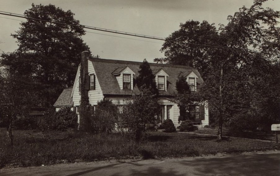 Richmond: Arden Avenue and Woodrow Road.