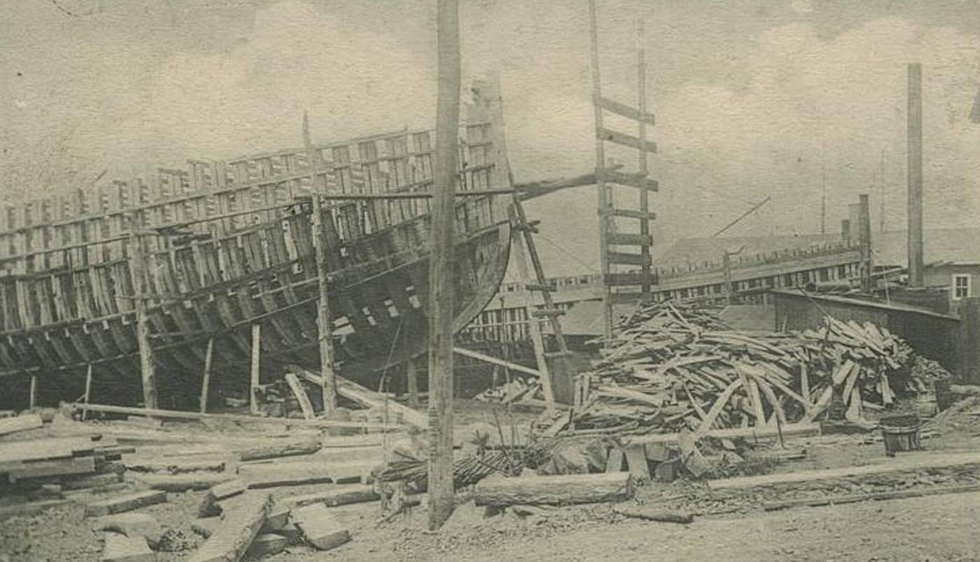 A. C. Brown & Sons Shipyard, Tottenville, 1900s.