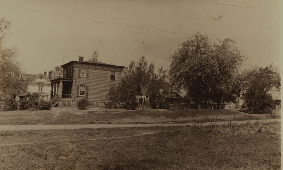 Richmond: Knesel Street and Rossville Avenue.