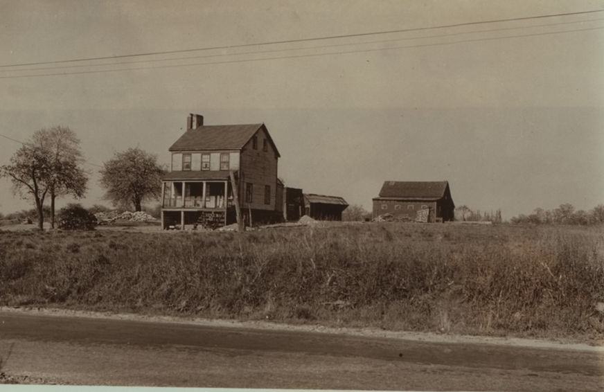 Richmond: Rossville Avenue and Cleveland Street.