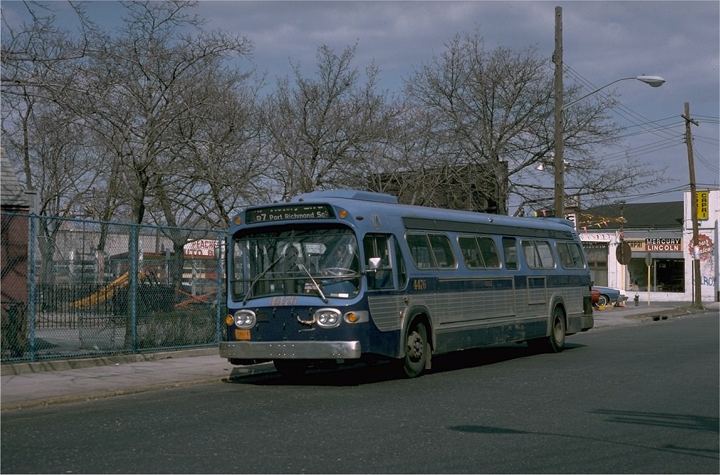 NYCTA No. 4476 at Castleton Depot, 1975.