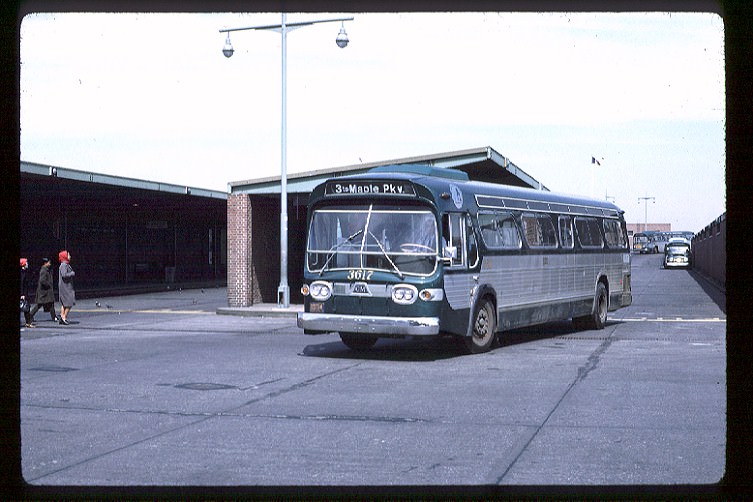 NYCTA No. 3617 working route R3 at St. George Terminal, 1971.