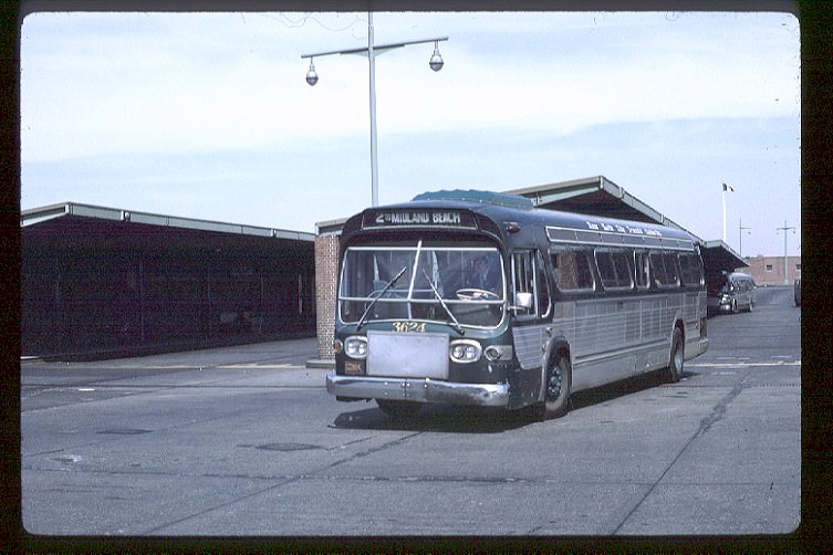 NYCTA No. 3624 working route R2 at St. George Terminal, 1972.