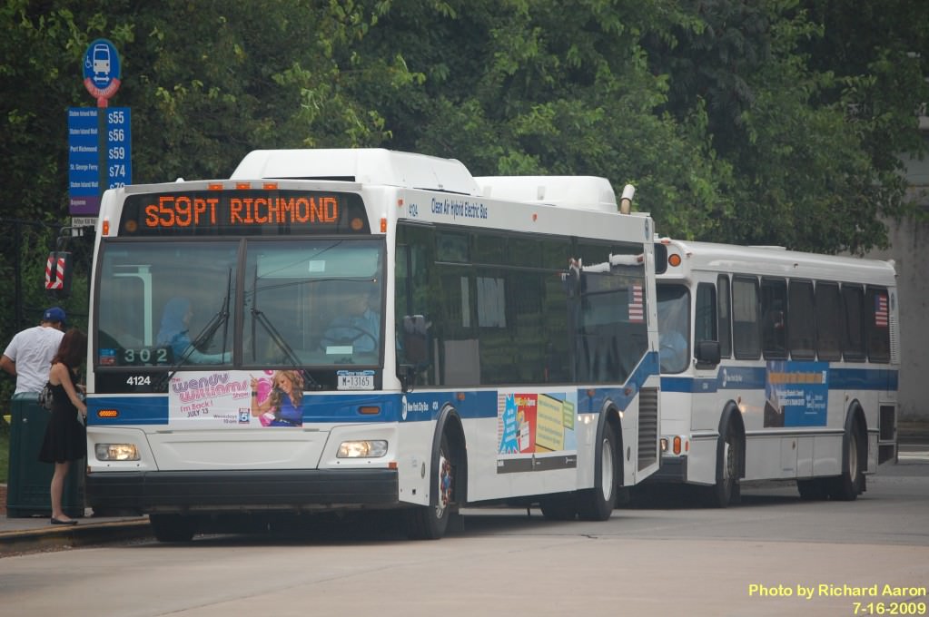 NYCTA No. 4124 working route S59 at the Eltingville Transit Center, 2009.