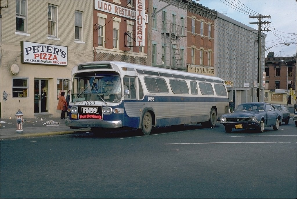 NYCTA No. 1093 working route S103 at Victory Boulevard & St. Marks Place, 1980.