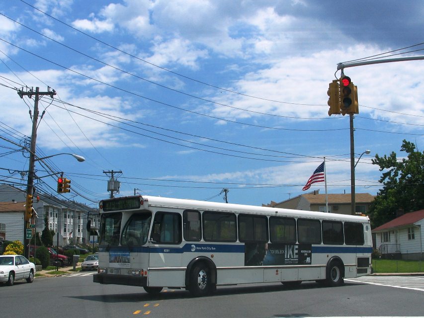 NYCTA No. 6281 working route S79 at Marsh Avenue & Richmond Hill Road, 2004.