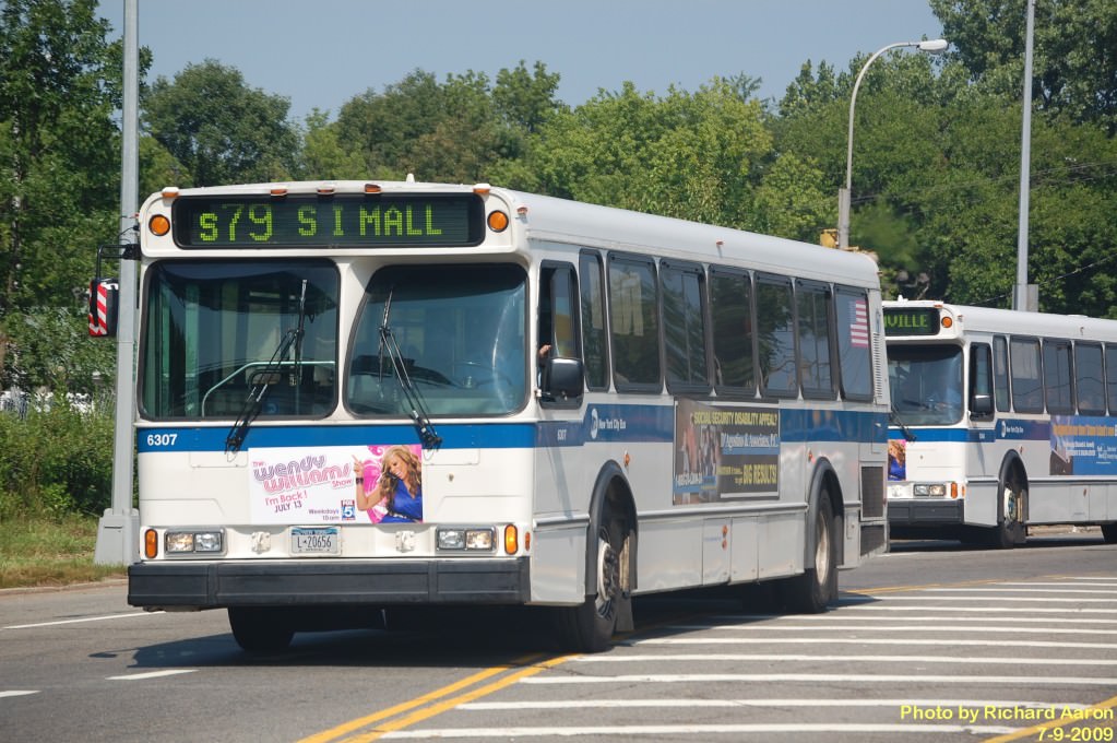 NYCTA No. 6307 working route S79 at Arthur Kill Road & Richmond Avenue, 2009.