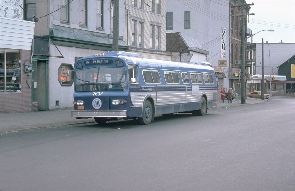 NYCTA No. 7632 working route R7 at Port Richmond Square, 1976.
