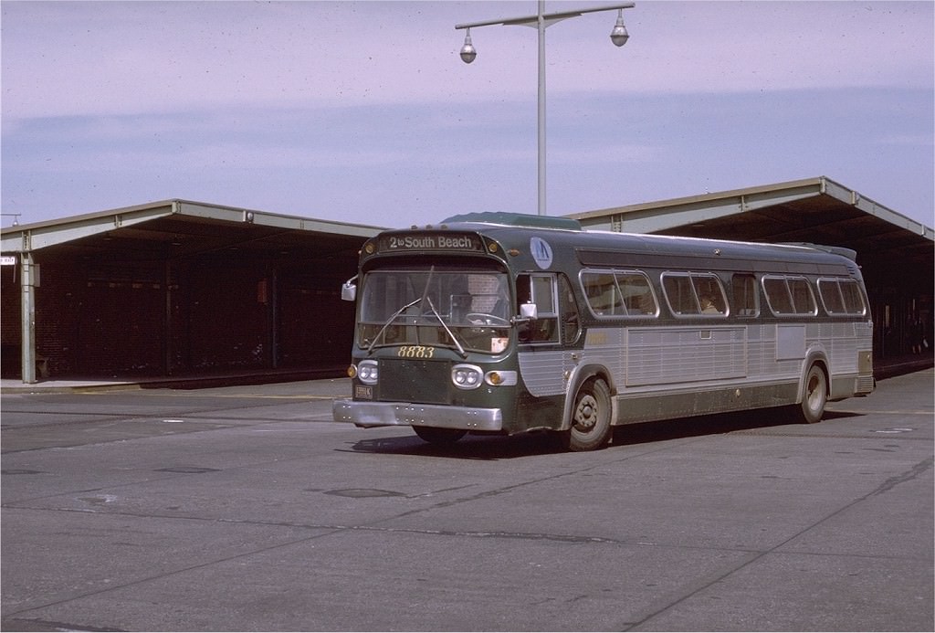 NYCTA No. 8883 working route R2 at St. George Terminal, 1971.