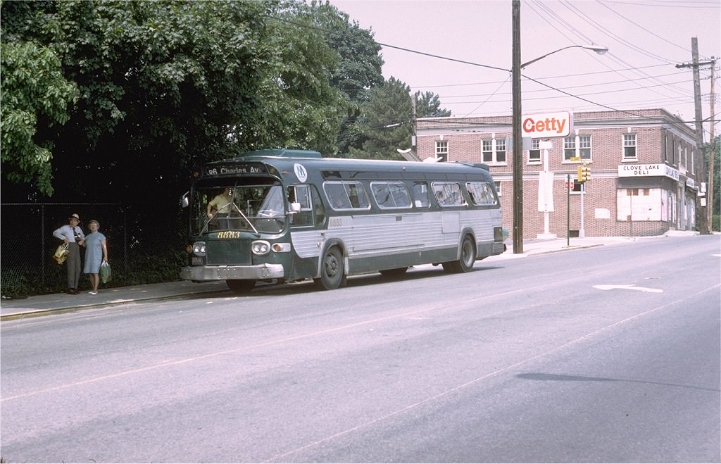NYCTA No. 8883 working route R6 at Victory Boulevard & Clove Road, 1973.