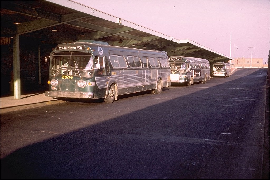NYCTA No. 8884 working route R2 at St. George Terminal, 1973.