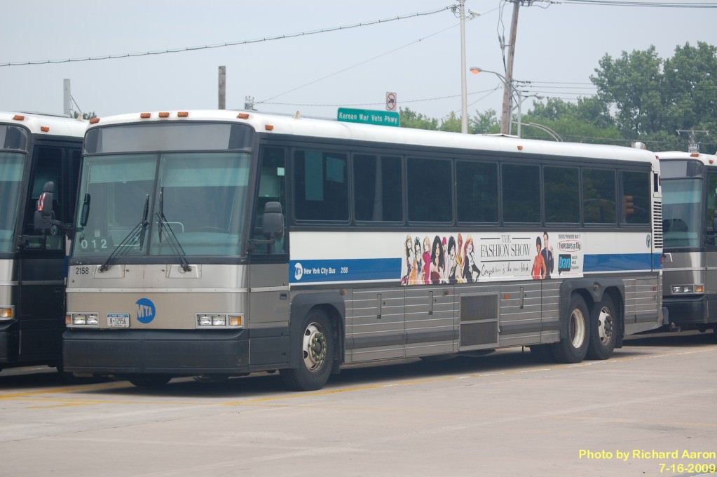 NYCTA No. 2158 at the Eltingville Transit Center, 2009.