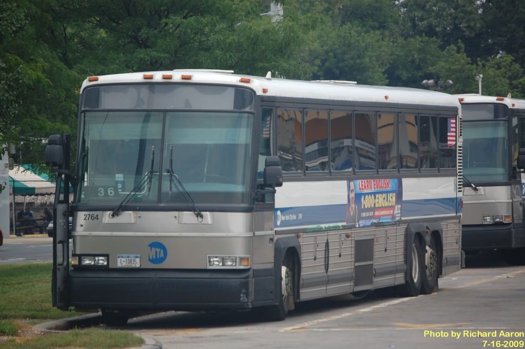 NYCTA No. 2764 at the Eltingville Transit Center, 2009.