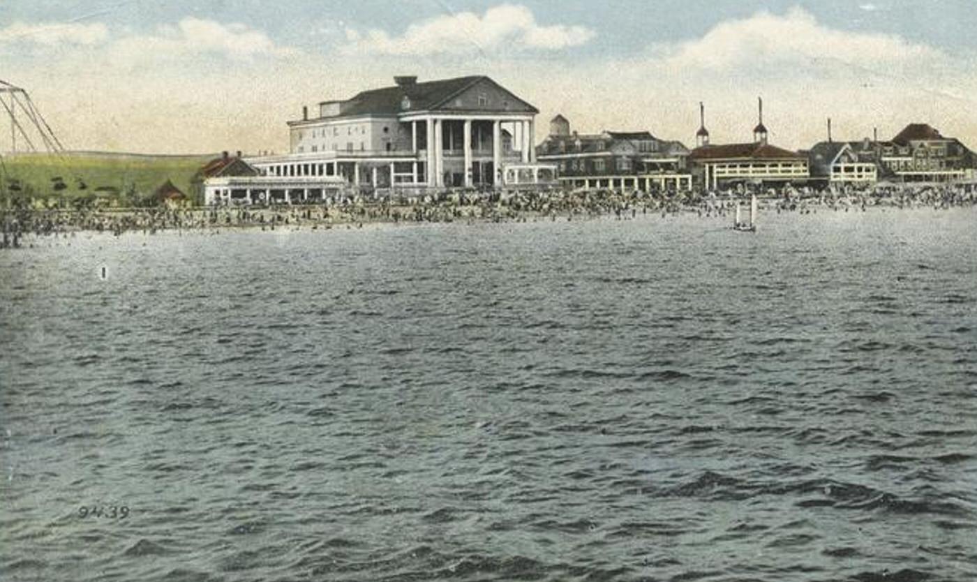 Midland Beach from the Pier, Midland Beach, Staten Island, 1900s