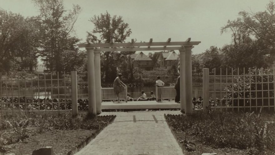Lake Alexandre - Staten Island, 1900s.