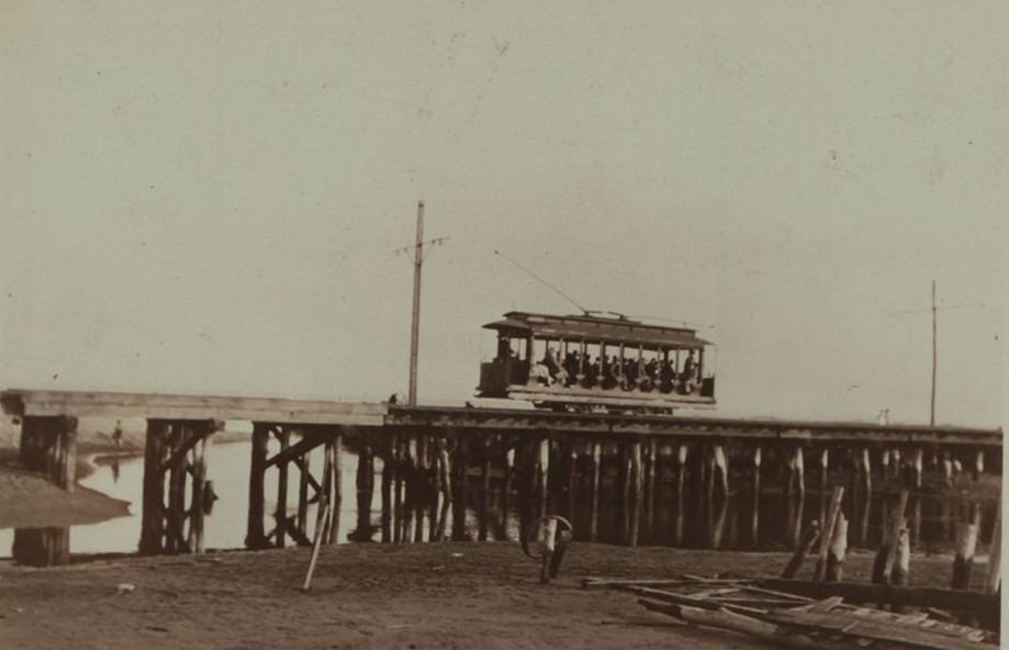 Staten Island - Ocean Breeze, 2000s.