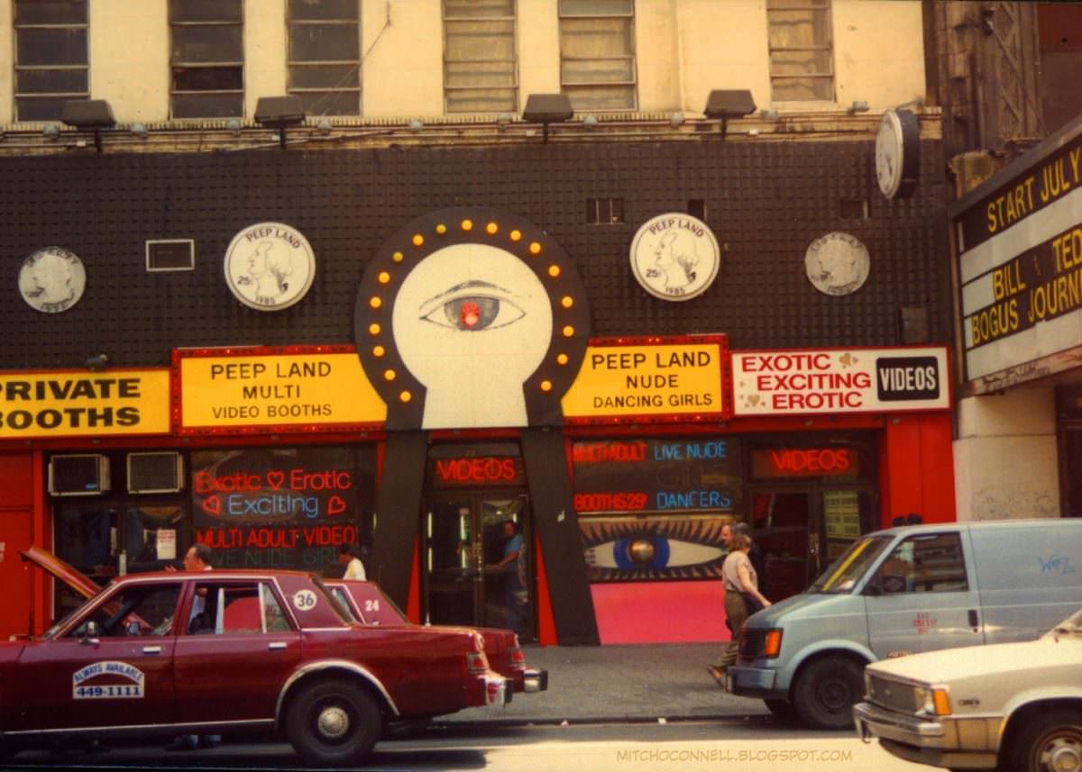 Before the Makeover: Candid Photos Reveal the Grit and Grind of 1980s 42nd Street