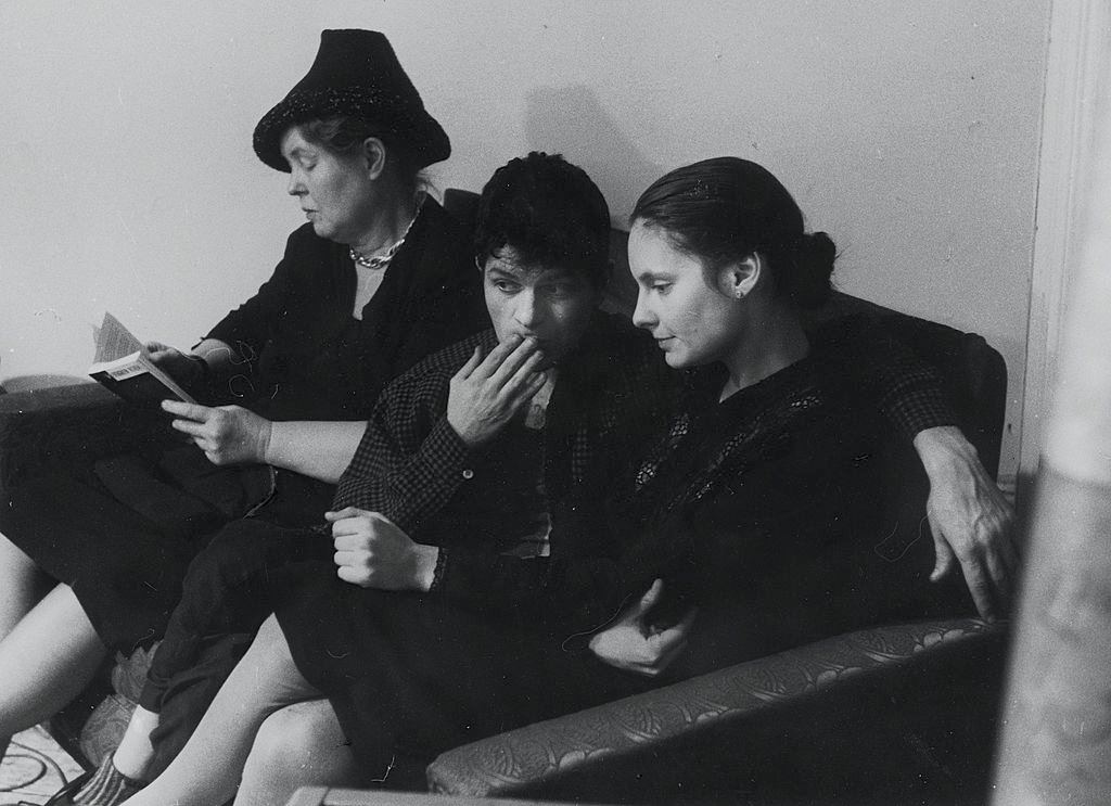 Beatnik artist Alice Nee with poet Gregory Corso and dancer Sally Gross, New York, 1959.