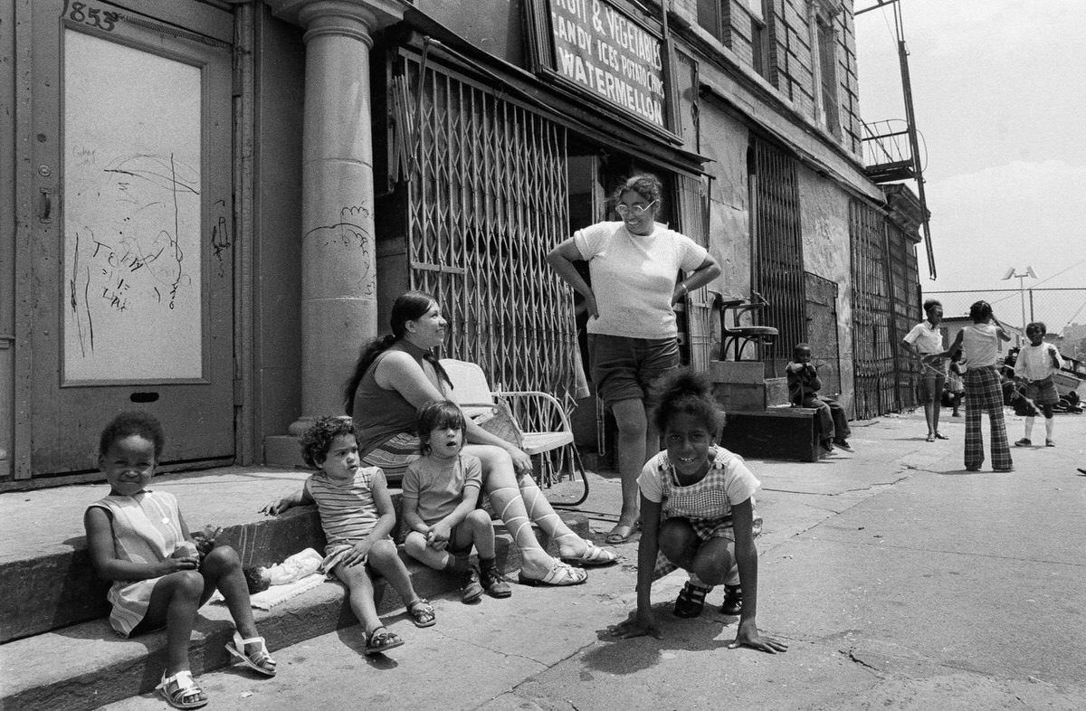 Brownsville in the 1970s: A Gritty Portrait of Survival in Brooklyn's Toughest Neighborhood