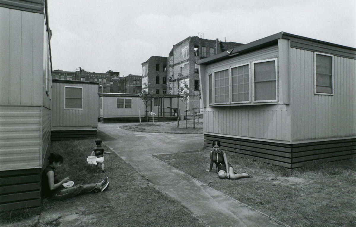 Brownsville in the 1970s: A Gritty Portrait of Survival in Brooklyn's Toughest Neighborhood