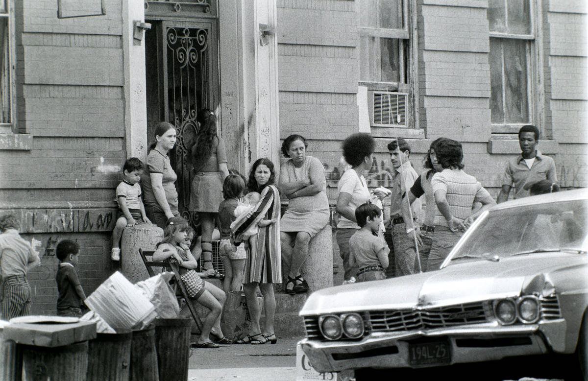 Brownsville in the 1970s: A Gritty Portrait of Survival in Brooklyn's Toughest Neighborhood