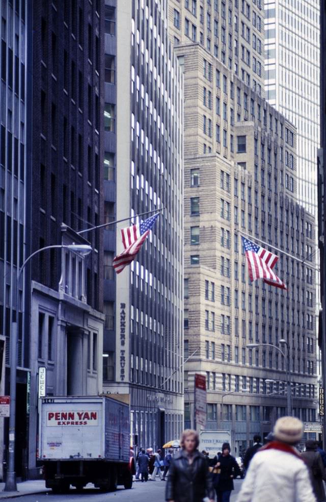 Manhattan street scenes, 1978.