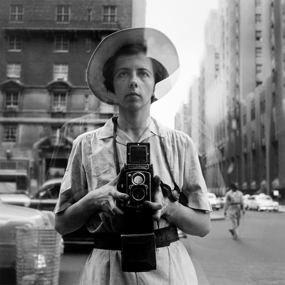 Vivian Maier's 1950s New York: Capturing the City in Motion Through Her Timeless Photography
