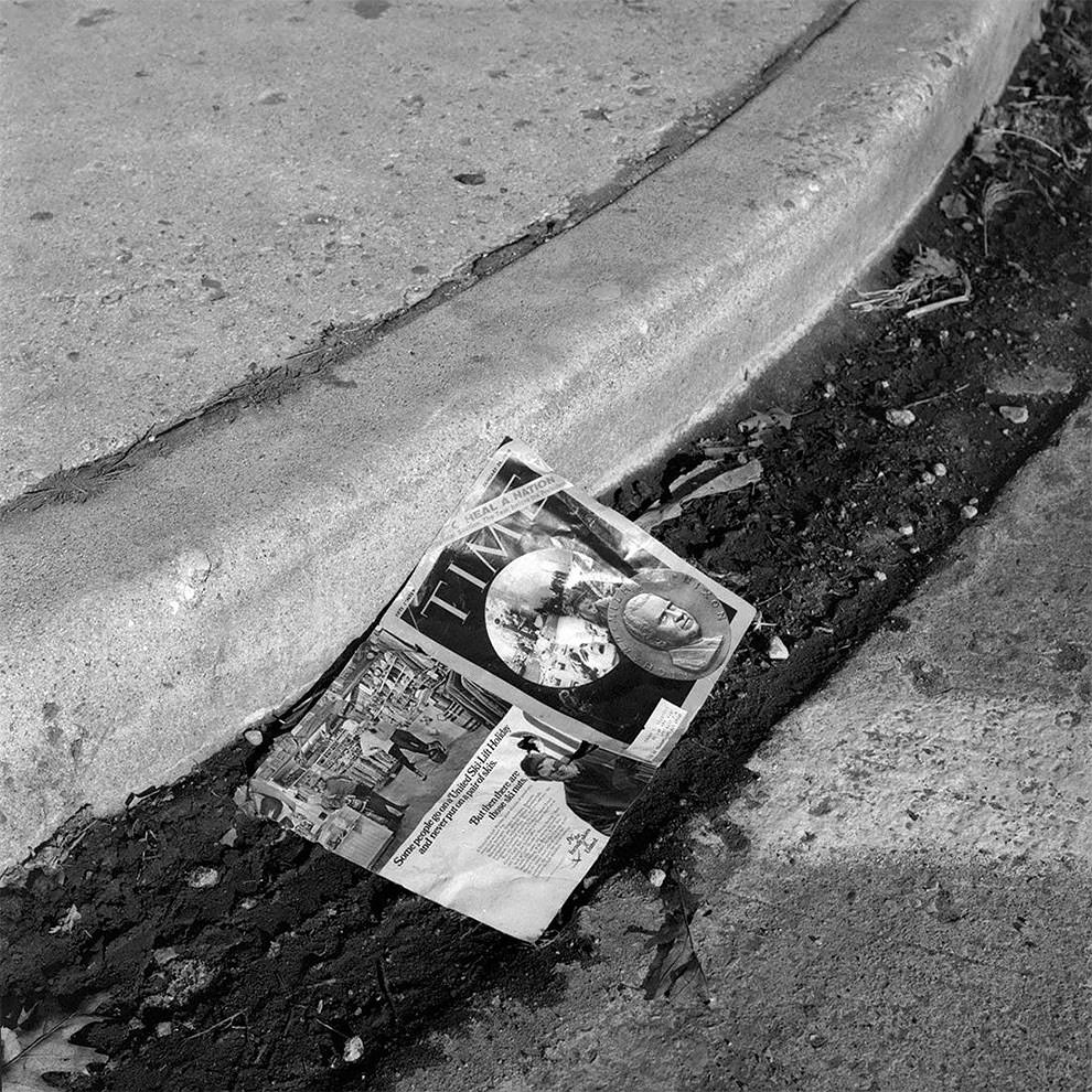 Vivian Maier's 1950s New York: Capturing the City in Motion Through Her Timeless Photography