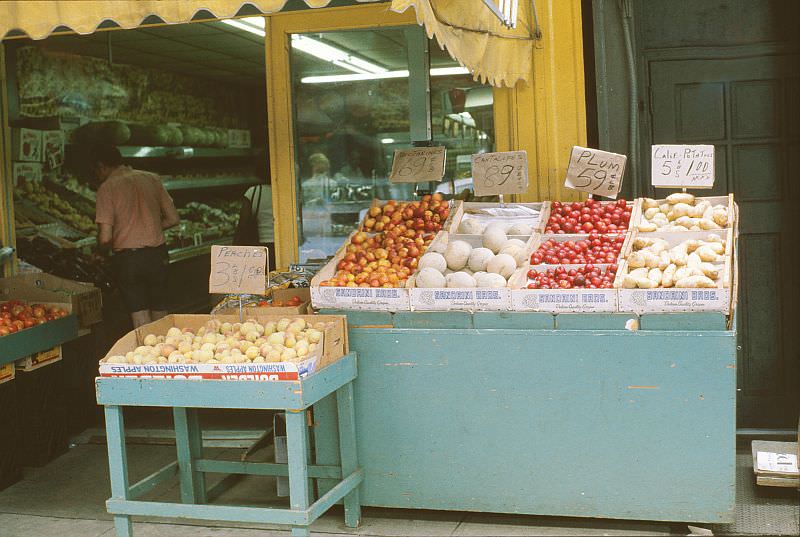 Concrete, Chaos, and Cold Light: Frank Florianz’s Stark View of Late 1970s New York City