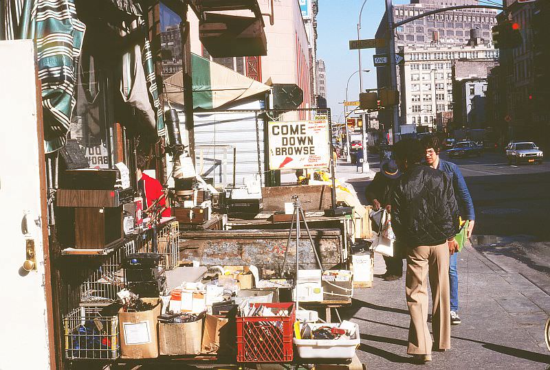 Concrete, Chaos, and Cold Light: Frank Florianz’s Stark View of Late 1970s New York City