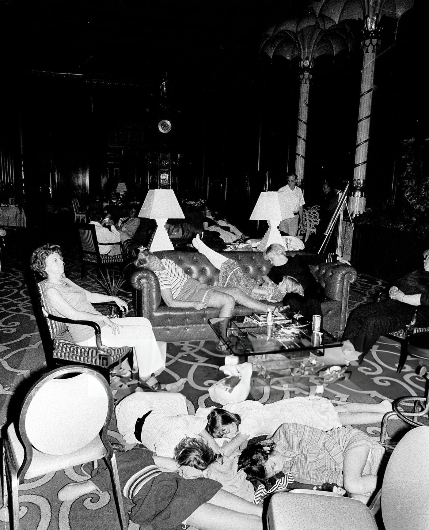 Stranded people sleeping in the lobby at the Waldorf-Astoria hotel during the 1977 blackout.