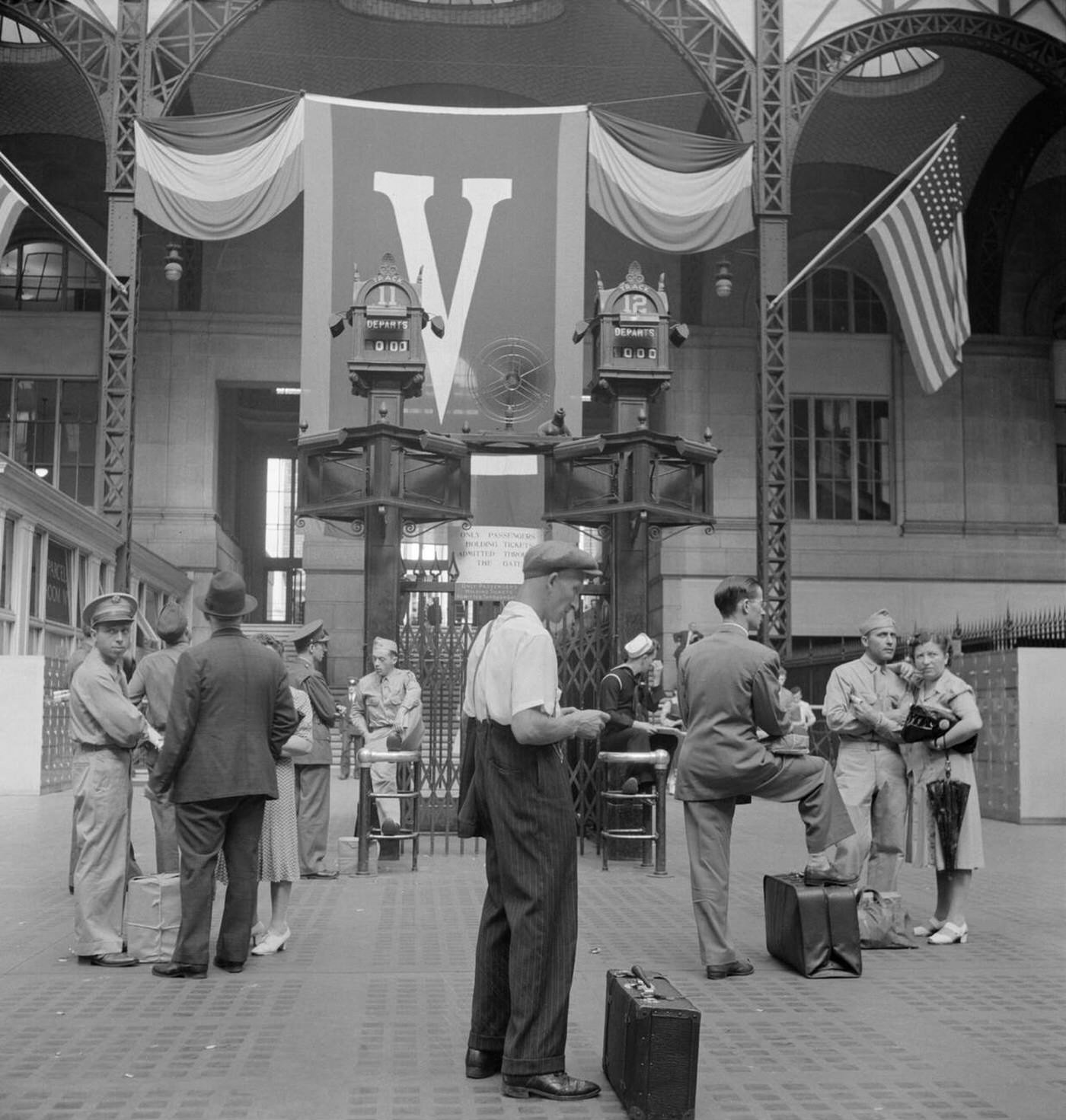 People waiting for trains, Pennsylvania Station, New York City, 1942.