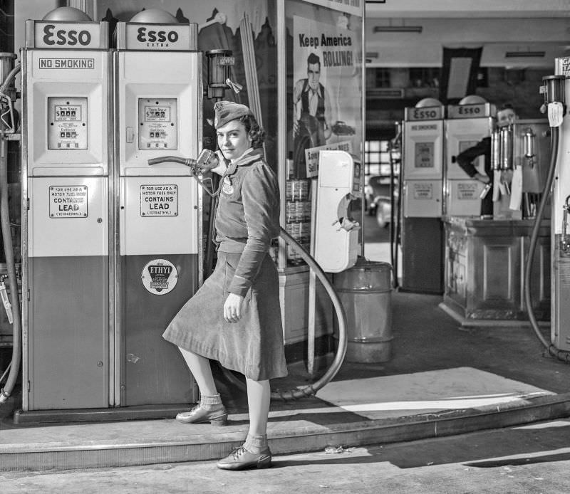 Couple Kissing on Street Corner, 1973