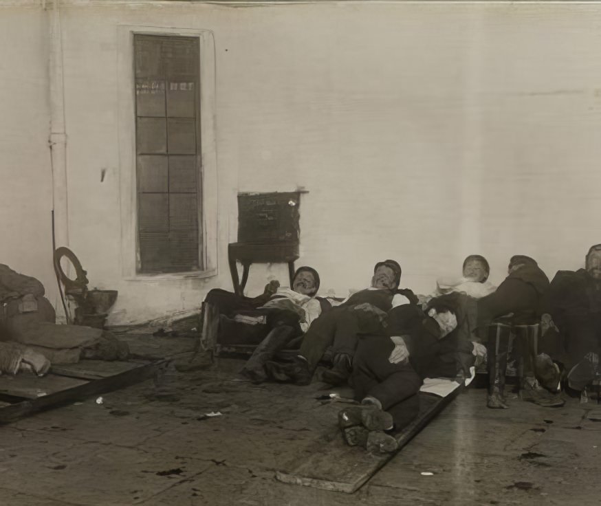 Police Station Lodgers, Madison Street Station, circa 1890.
