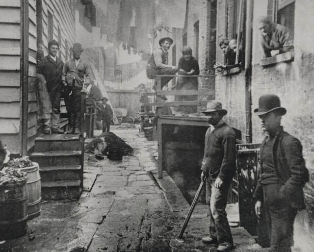 Bandits Roost, a Mulberry Street back alley.