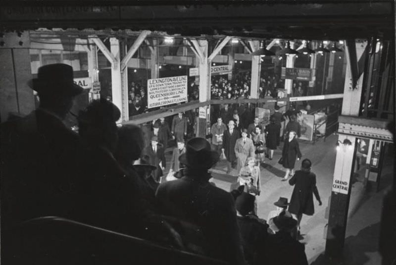 Underground Stories: Stanley Kubrick’s Rare Glimpse into 1940s New York City Subway Life
